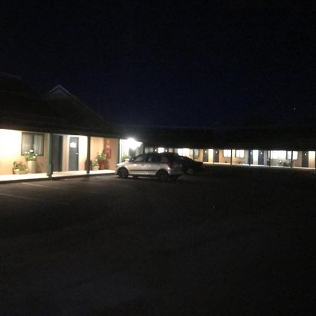 The Bakehouse Motel Goulburn Ngoại thất bức ảnh