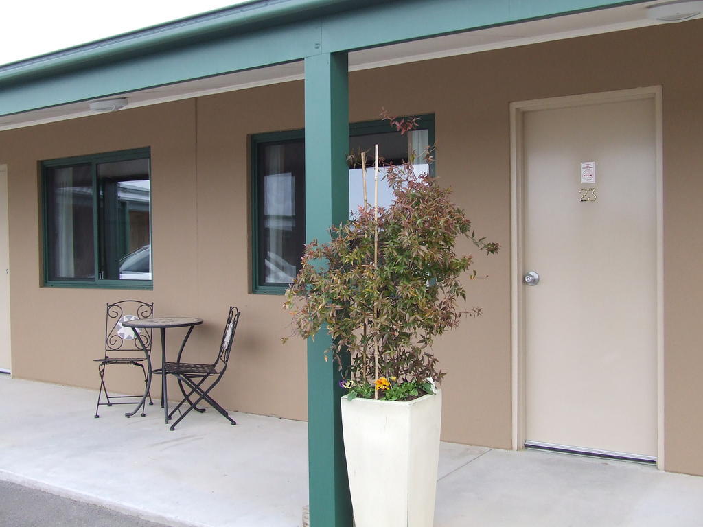 The Bakehouse Motel Goulburn Ngoại thất bức ảnh