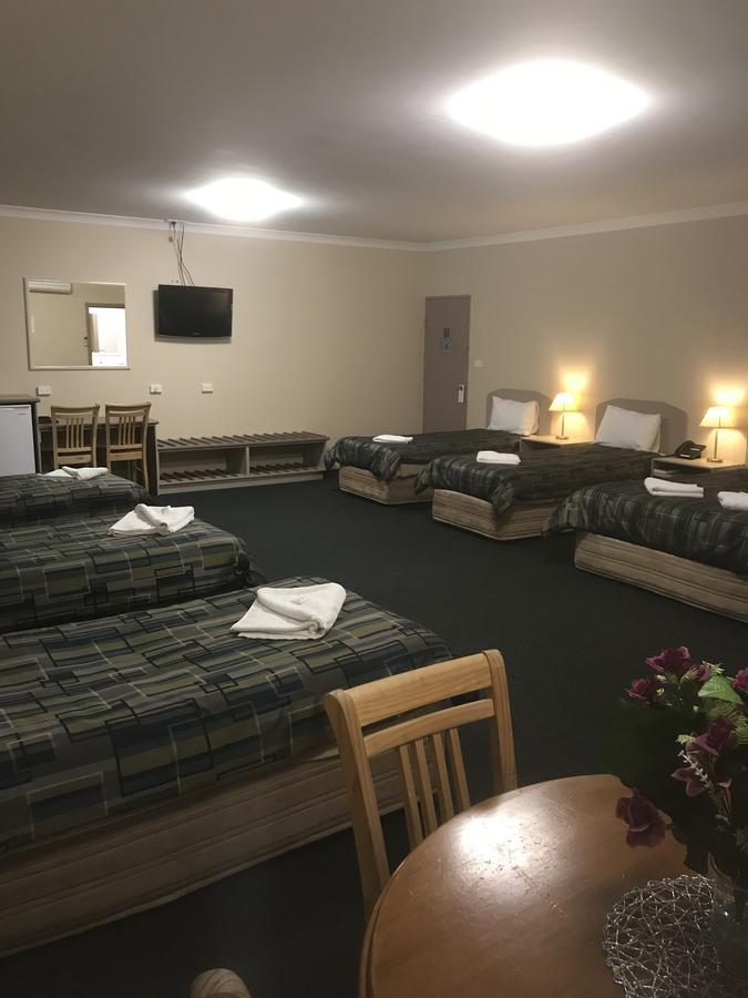 The Bakehouse Motel Goulburn Ngoại thất bức ảnh