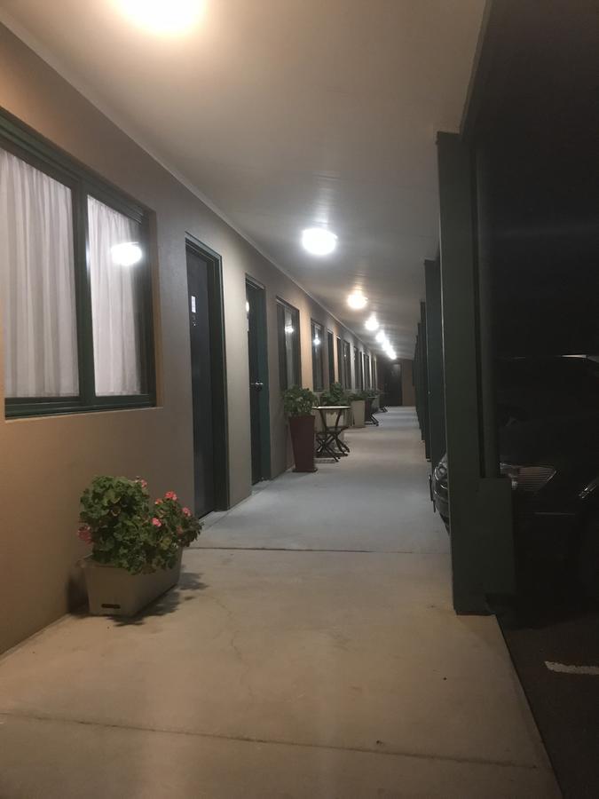 The Bakehouse Motel Goulburn Ngoại thất bức ảnh