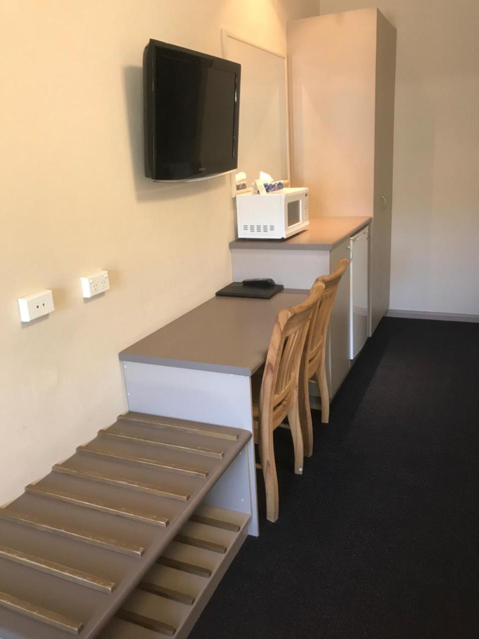The Bakehouse Motel Goulburn Ngoại thất bức ảnh