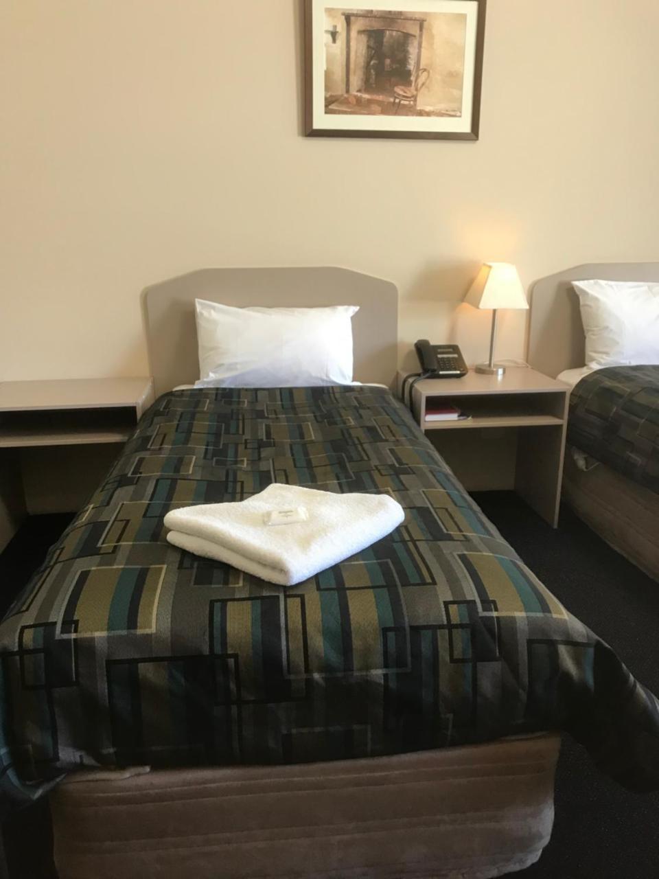 The Bakehouse Motel Goulburn Ngoại thất bức ảnh