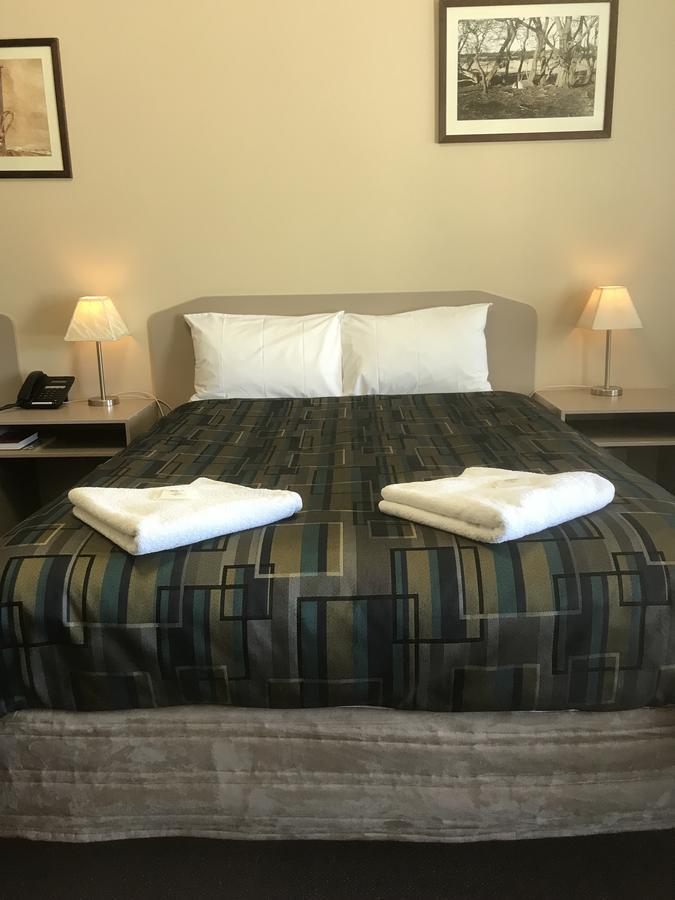 The Bakehouse Motel Goulburn Ngoại thất bức ảnh