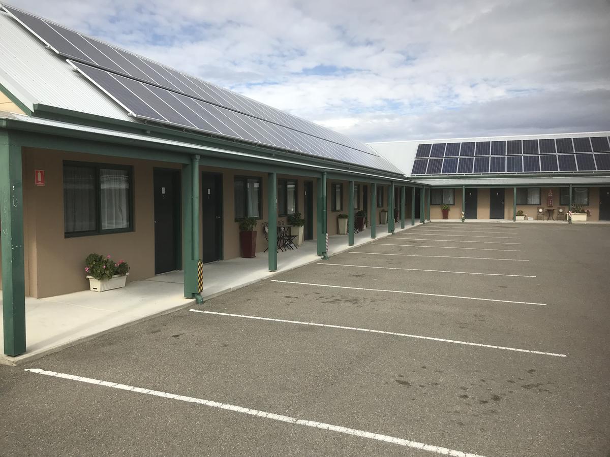 The Bakehouse Motel Goulburn Ngoại thất bức ảnh