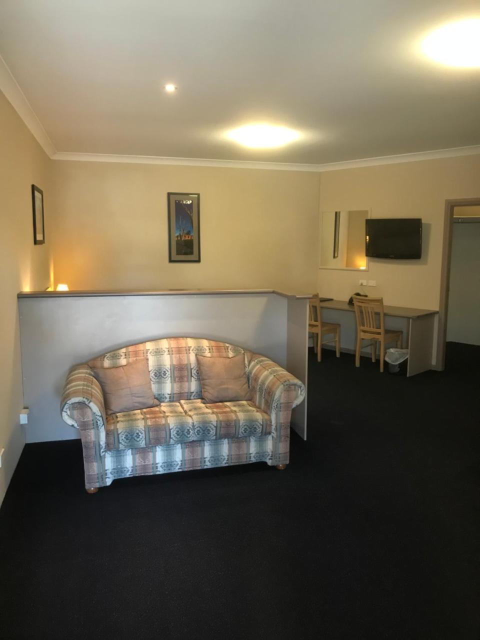 The Bakehouse Motel Goulburn Ngoại thất bức ảnh